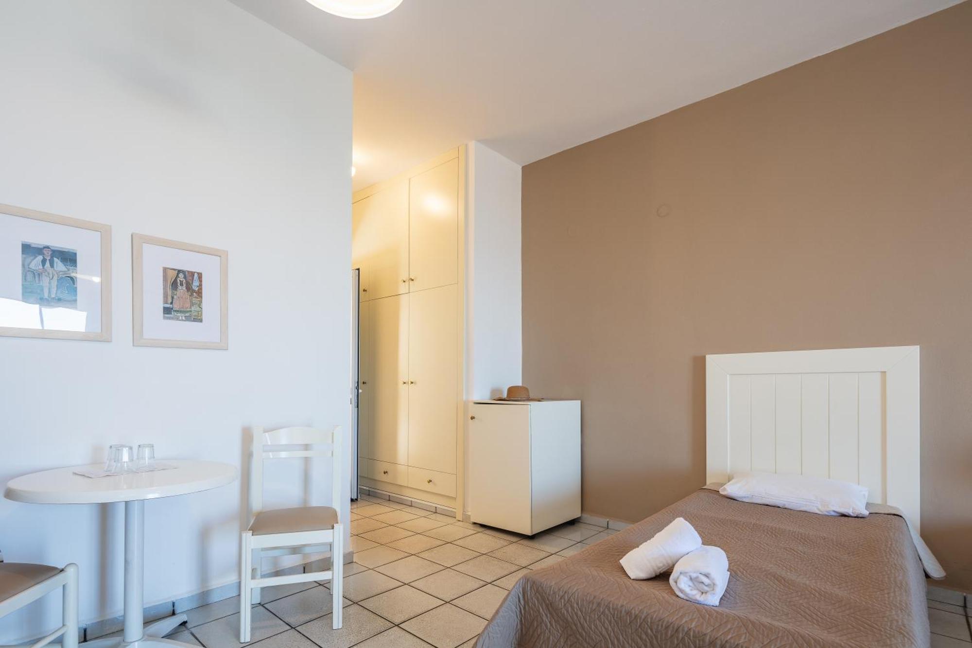 Koni Village Hotel 3*